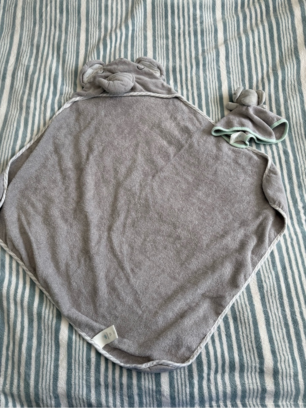 Cloud Island Infant Elephant Hooded Towel & Washcloth Set.